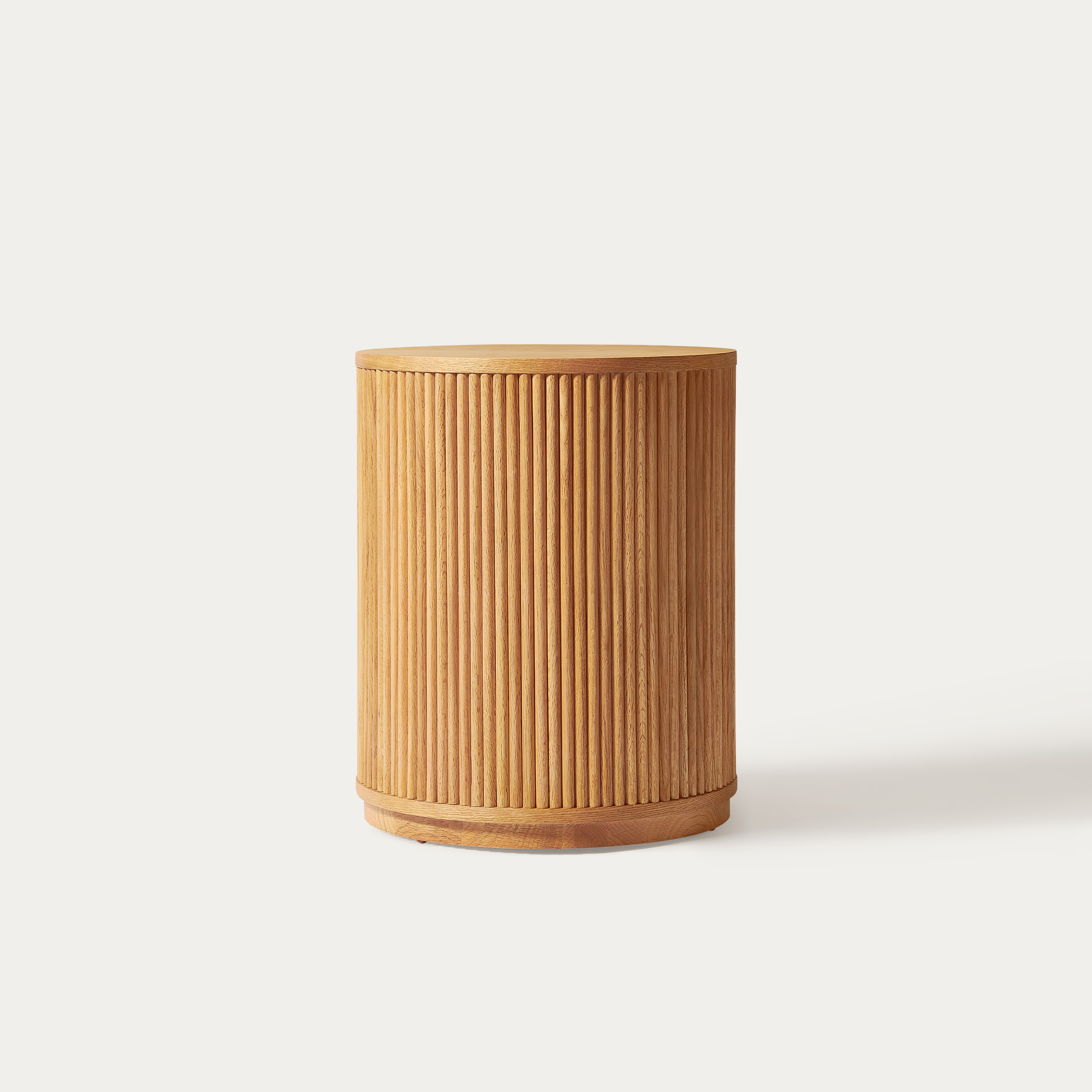 Rolf 18 inch Fluted Natural Solid Oak Round Side Table | HERNEST