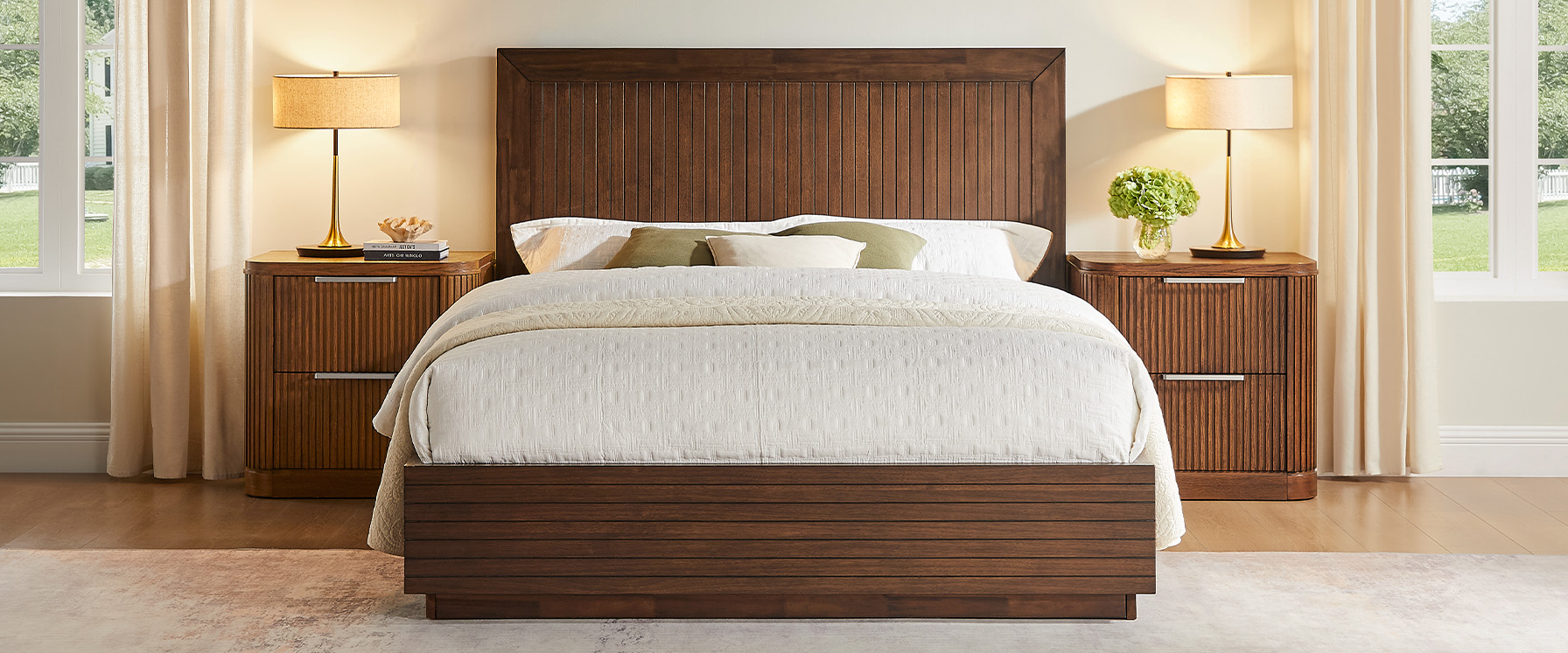 Fluted Acacia Bed