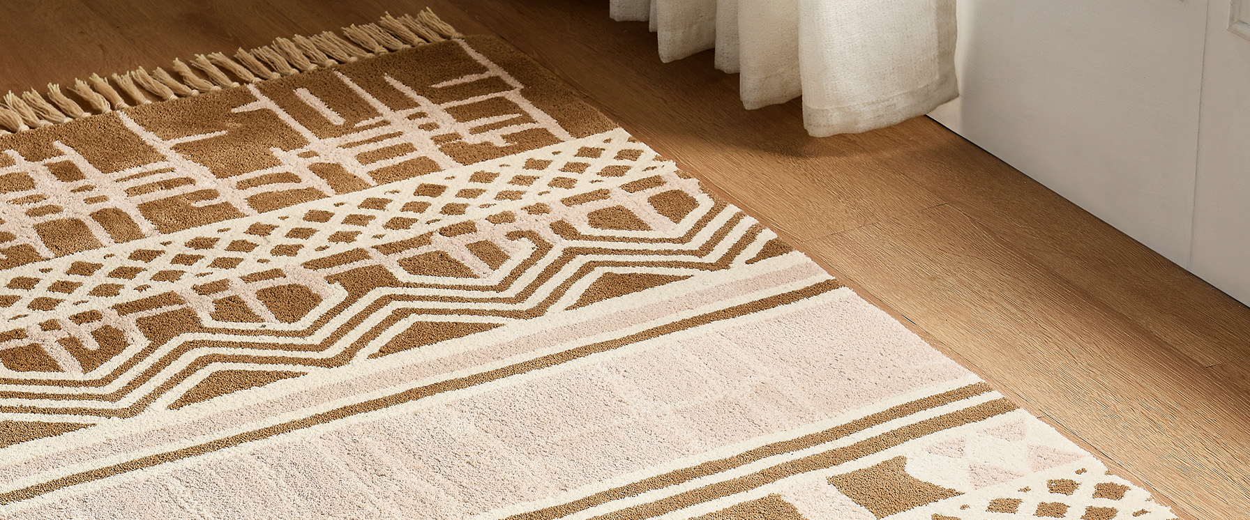hand-woven wool Bohemian runner rug with fringed edges