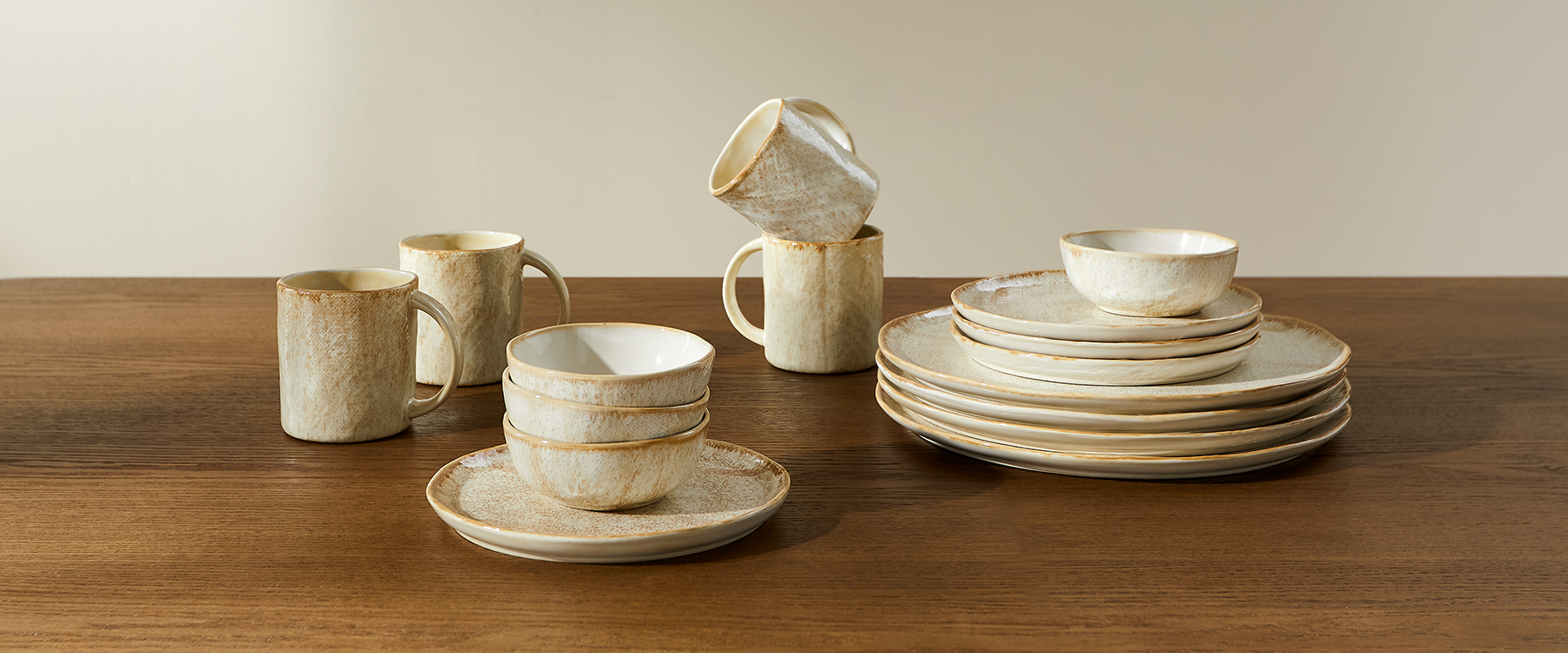 Creamy Beige glazed ceramic dinnerware sets of 16 for dining room