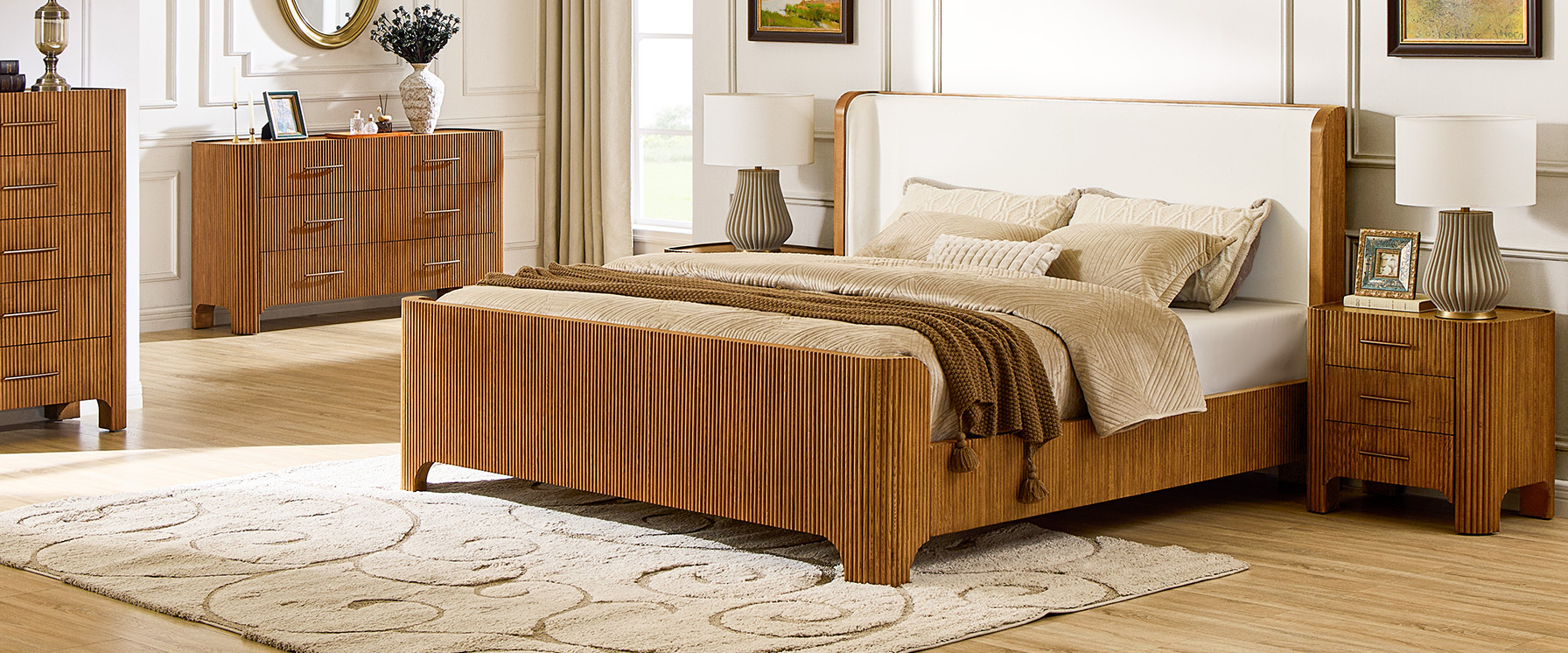 Fluted Solid Oak Bed