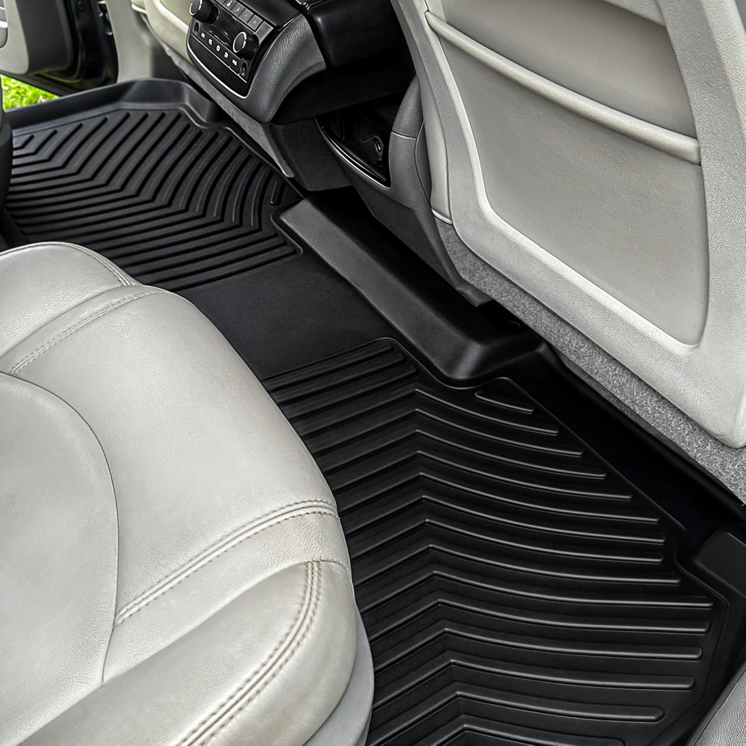 Side view of OEDRO Floor Mats & Cargo Liner with Backrest Mat for Jeep Compass 2025-2017, All Weather TPE Custom Fit Car Mats Floor Liners Seatback Mat