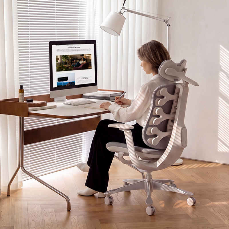 COVE ergonomic chair lifestyle