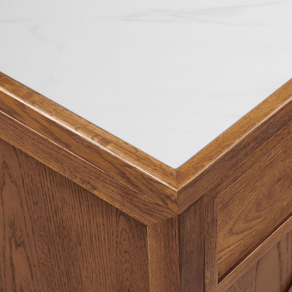 Brown Versatile Kitchen Island with Black SIntered Stone
