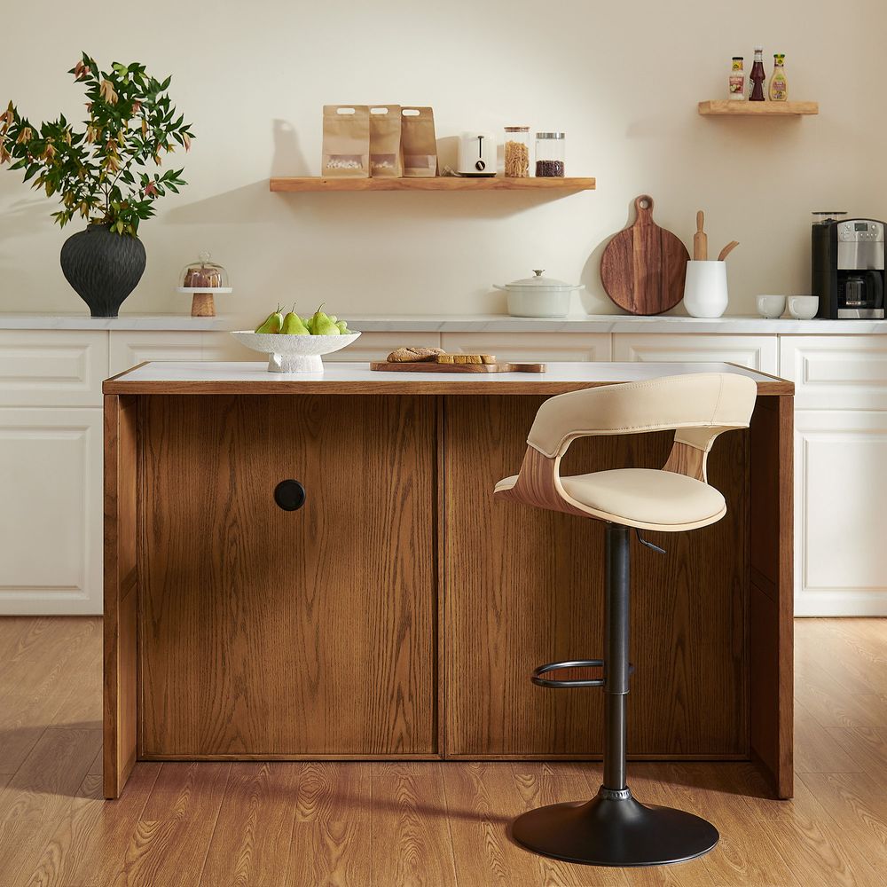 Modern kitchen Island with Two Stools in Dining Room