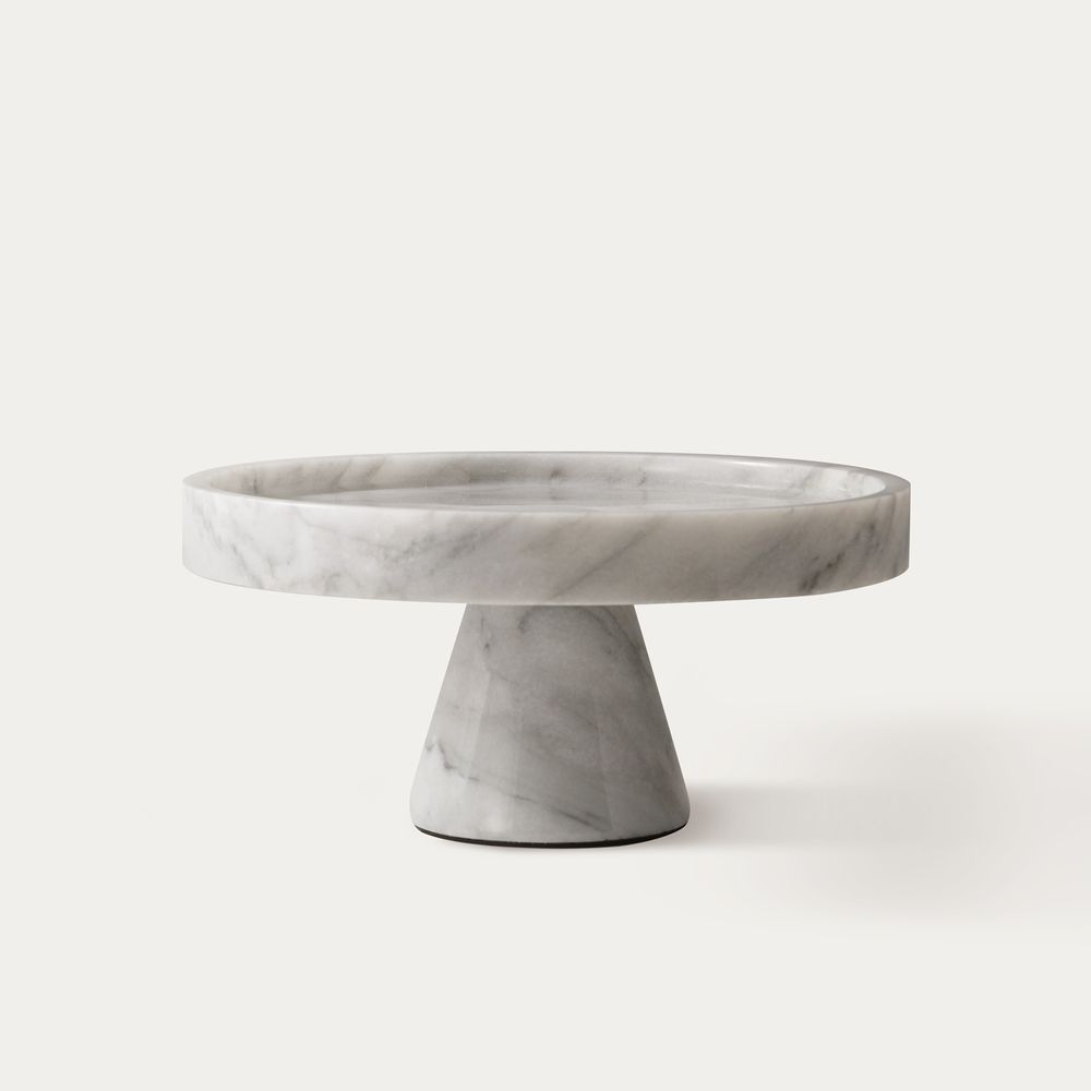 round marble cake stand