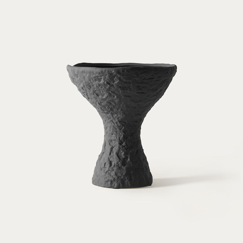 ceramic vase bouquet