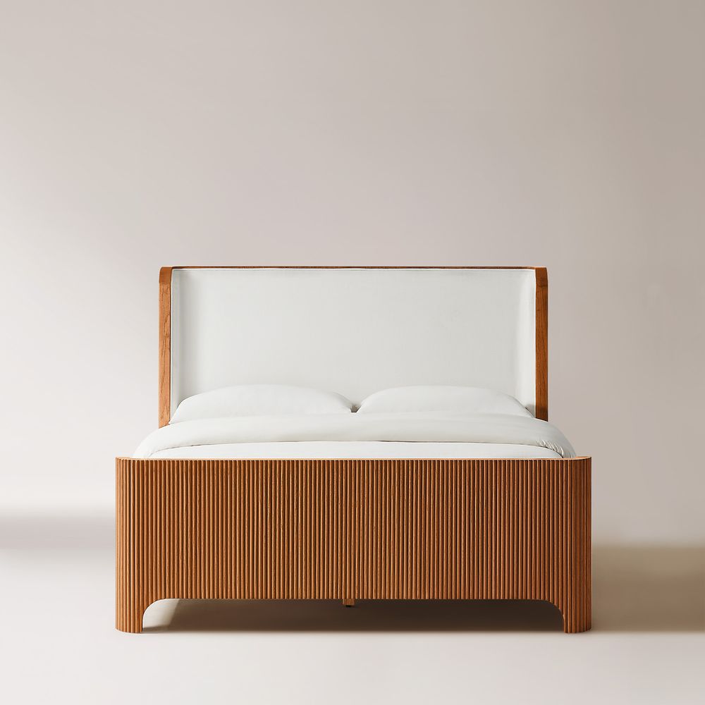 Fluted Solid Oak Bed