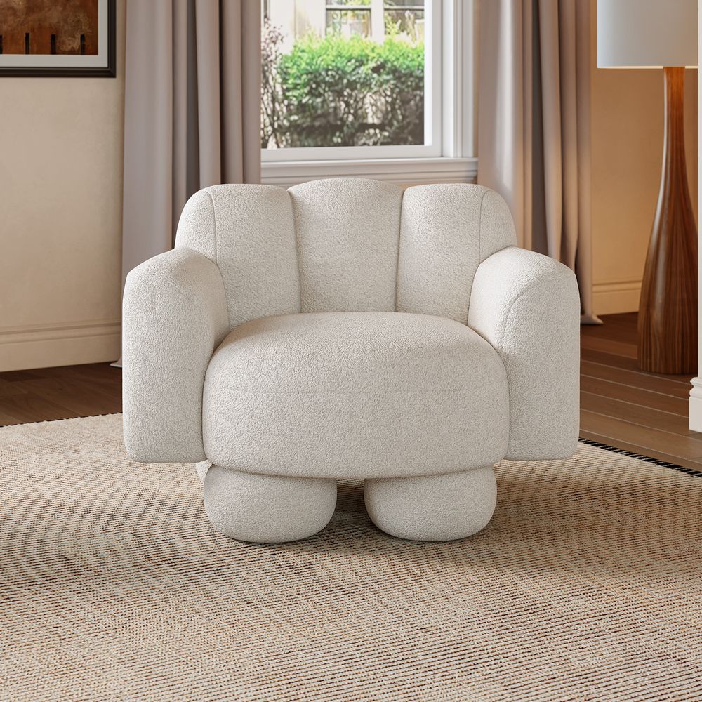 Chubby accent chair