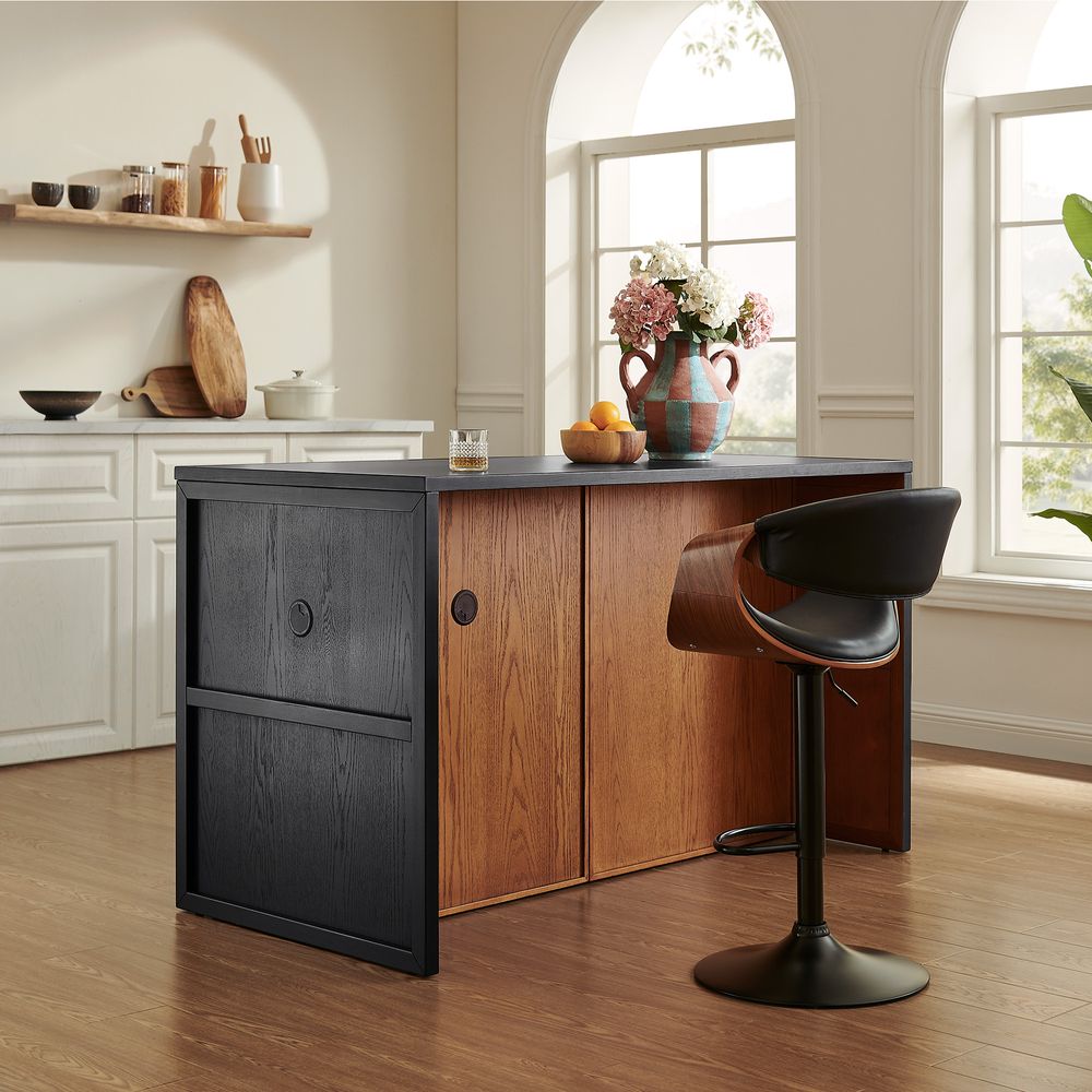 Modern kitchen Island with Two Stools in Dining Room