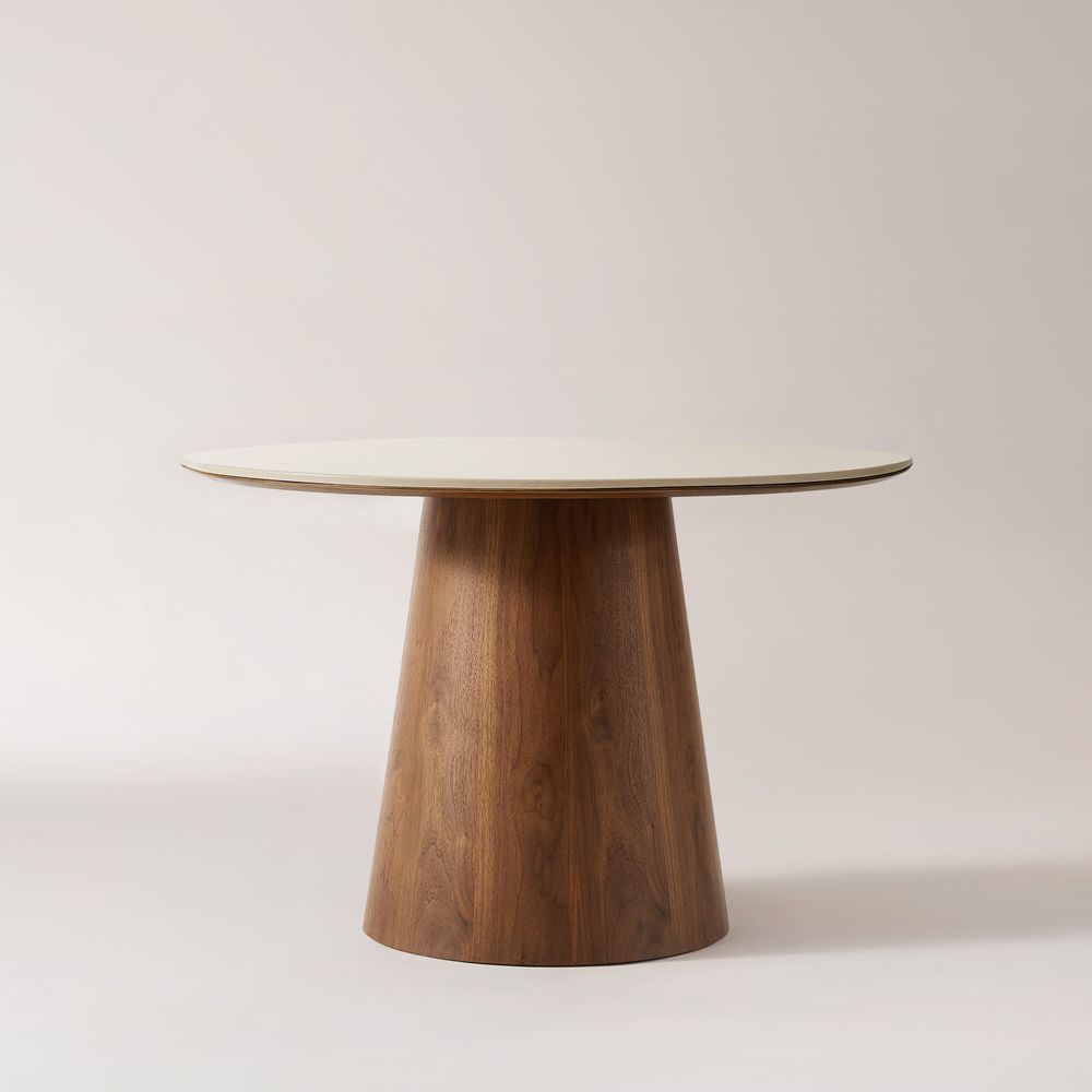 47 Inch Round Dining Table