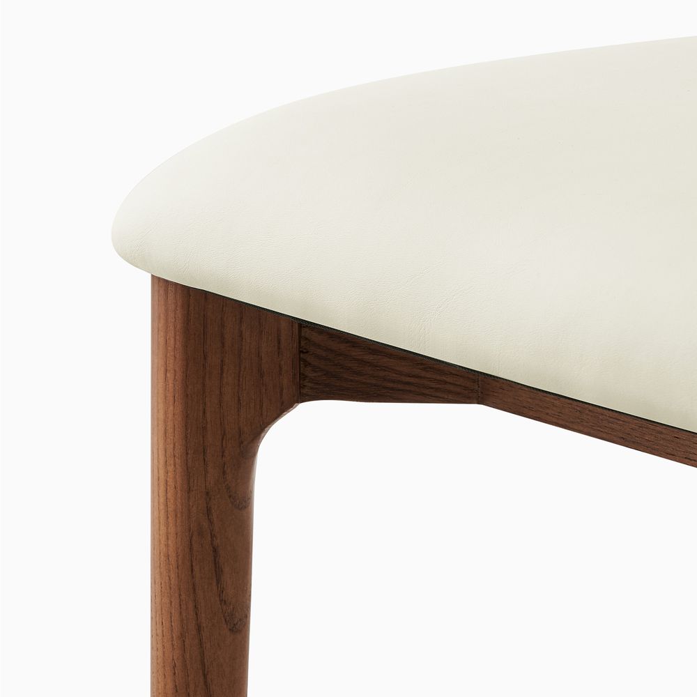 Modern Dining Chair with Solid Ash Wood Leg