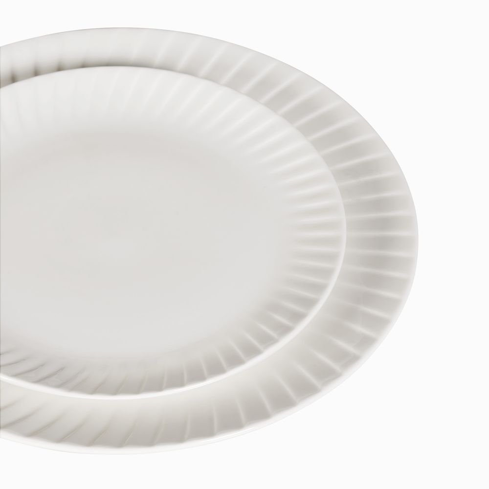 textured white ceramic dinnerware set