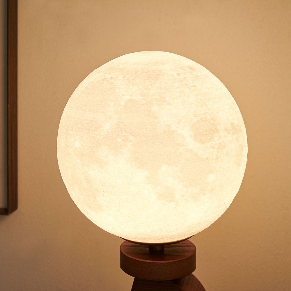 wooden table lamp