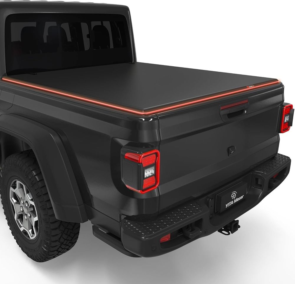 Jeep Gladiator tonneau cover, soft tri-fold bed cover, 5ft truck bed cover, Gladiator JT bed cover, YITAMOTOR Gladiator tonneau, truck bed cover with reflective strip, no-drill truck bed cover, tri-fold Jeep Gladiator cover
