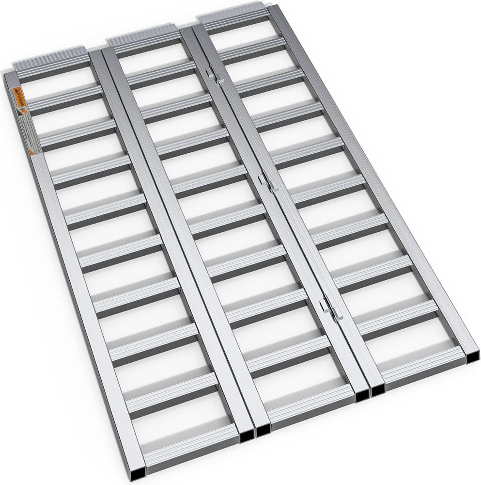 Aluminum Tri-Fold Ramp with Treads