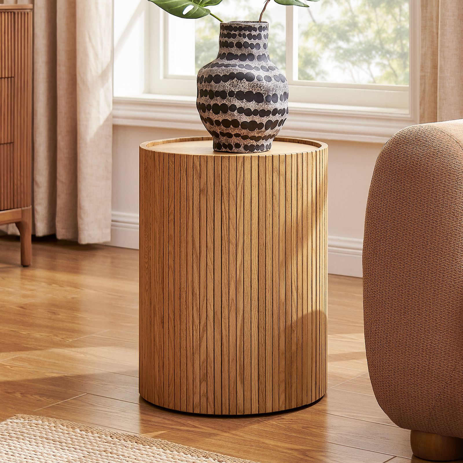 Elliot 16 inch Round Natural Solid Oak Side Table | HERNEST