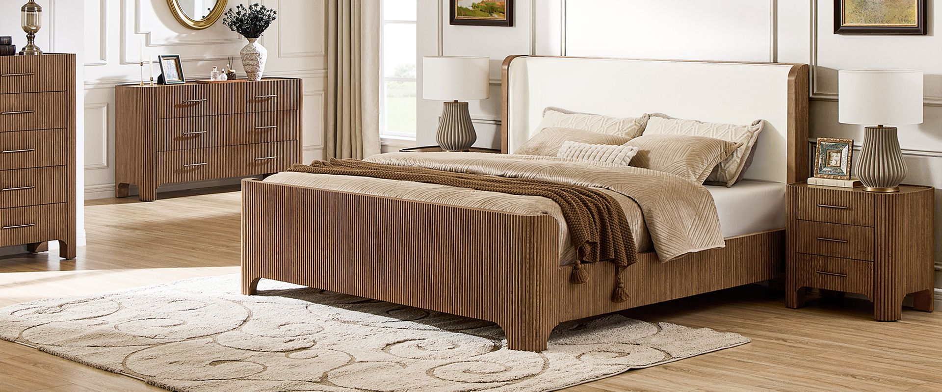 Fluted Solid Oak Bed