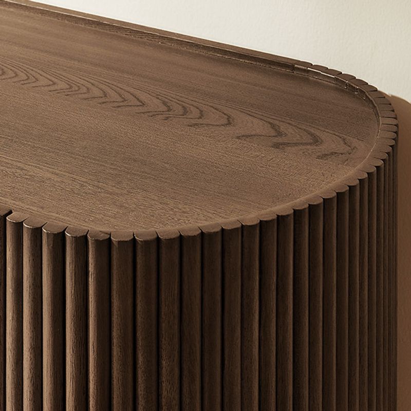 Soft Curved Silhouette