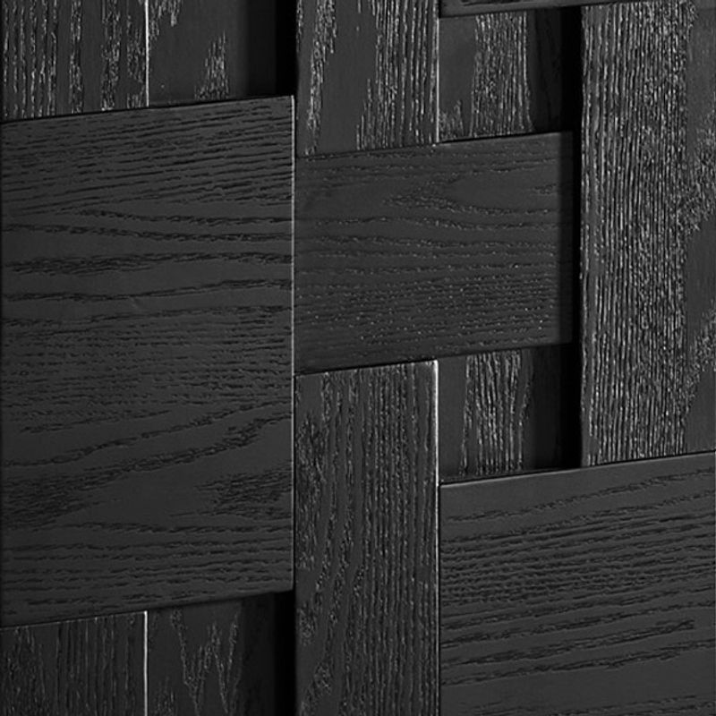 A Door That Draws You In