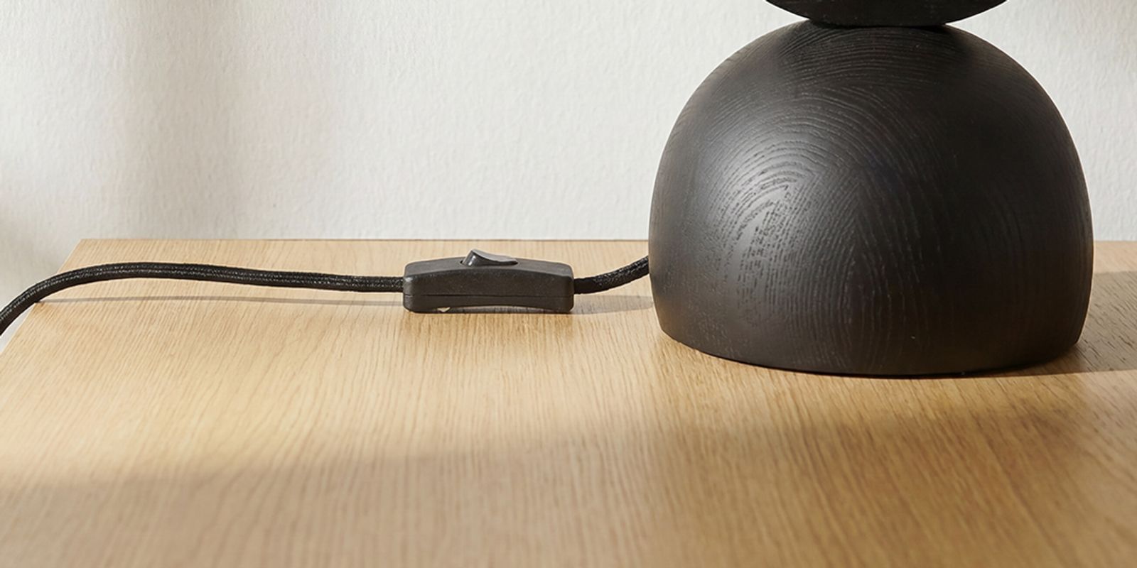 online switch table lamp