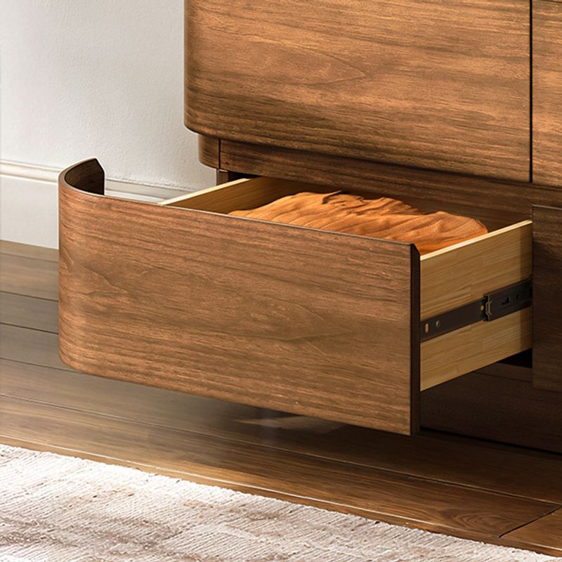 Dovetail and Soft-Close Drawer