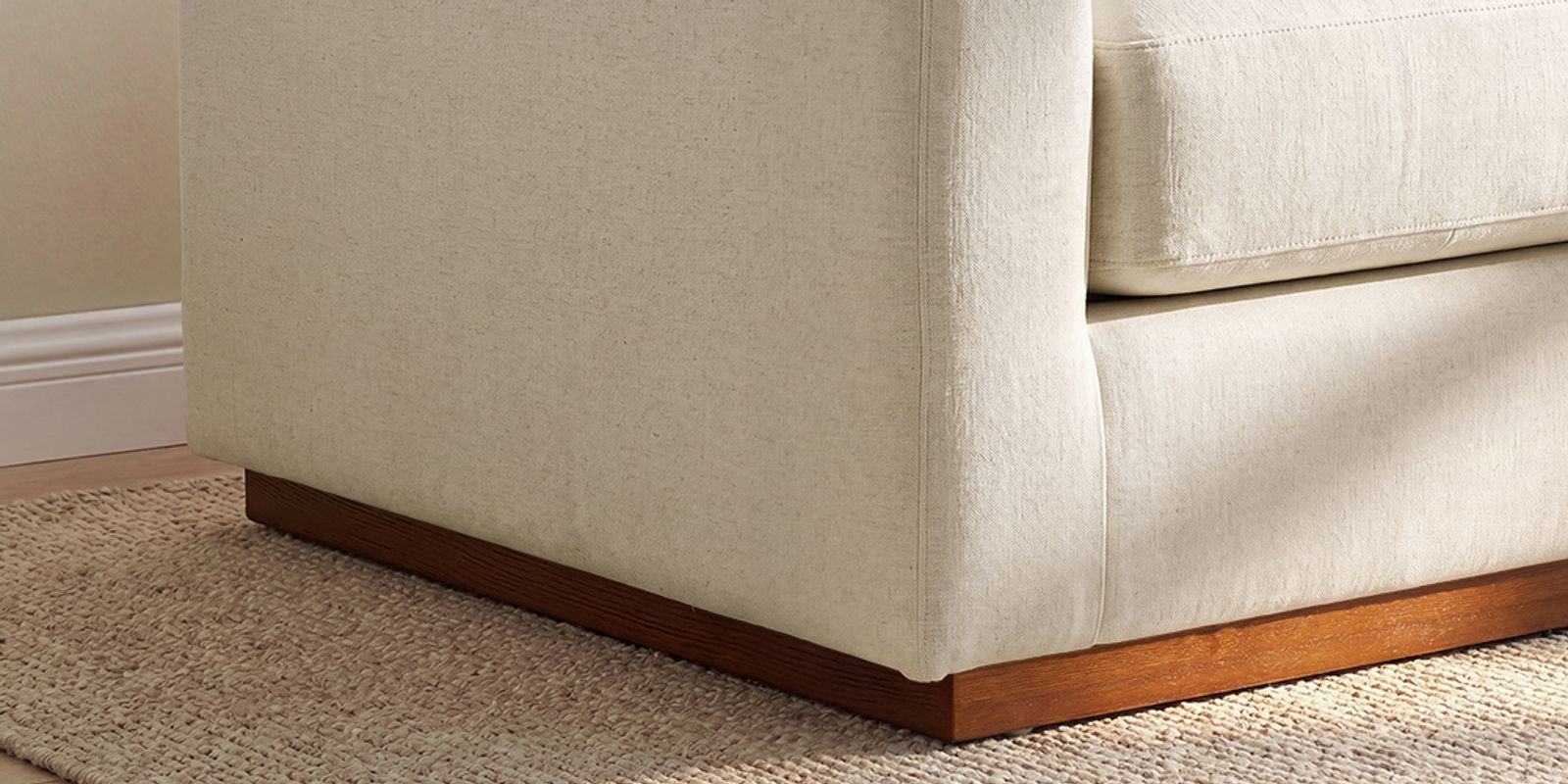 Refined Cushion & Solid Base Craftsmanship