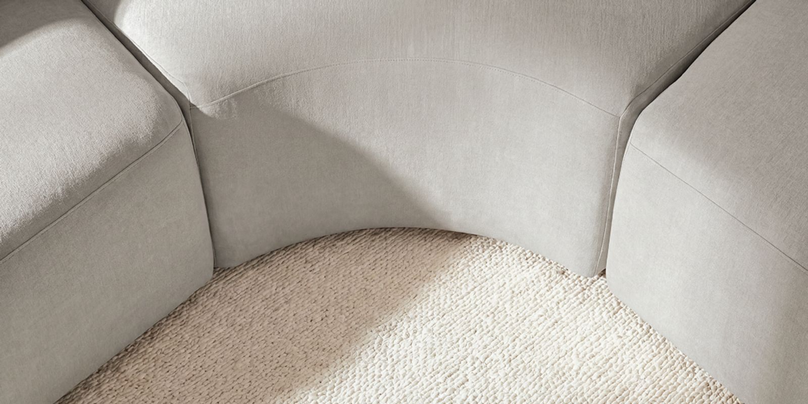 Smooth Curved Corner Craftsmanship