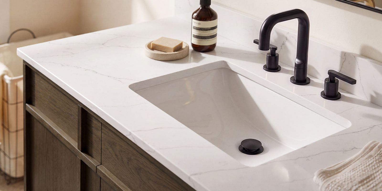 Elegant Quartz Countertop
