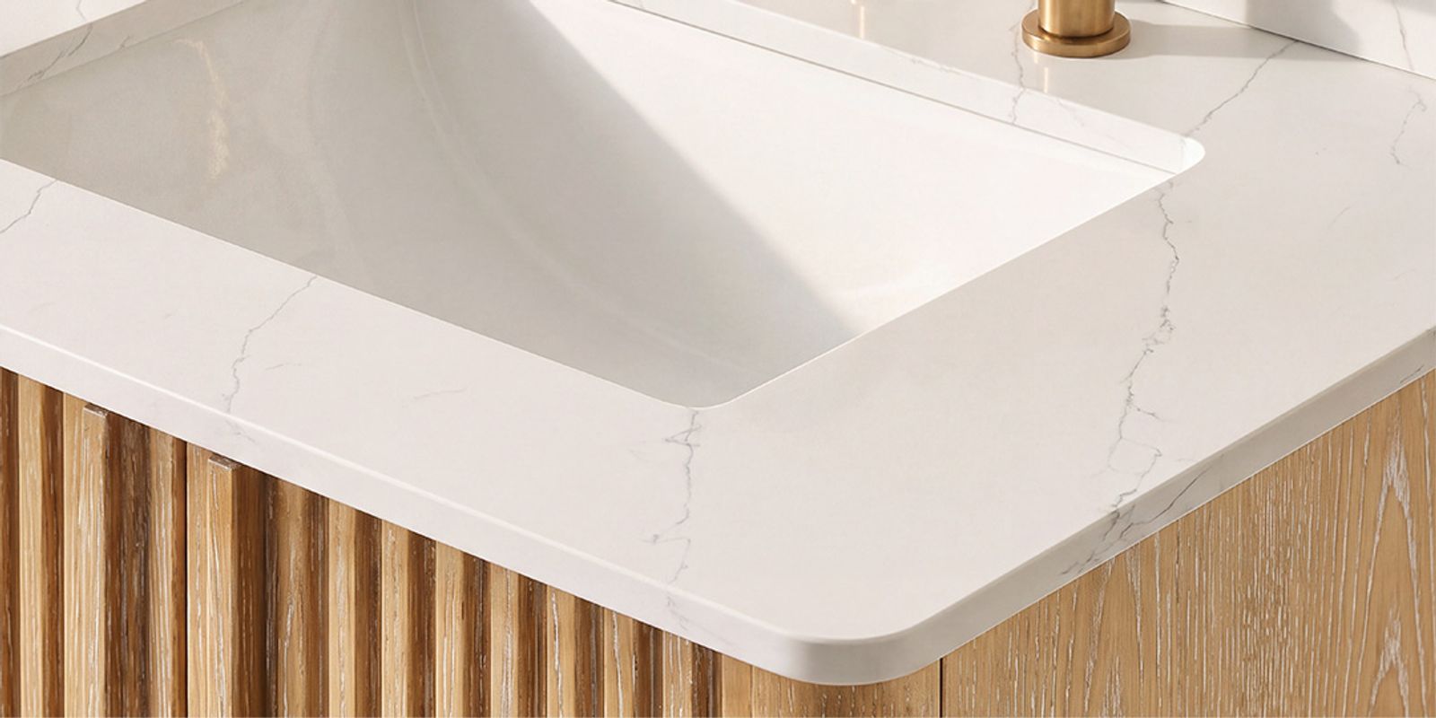 Durable Quartz Top & Dual Sinks
