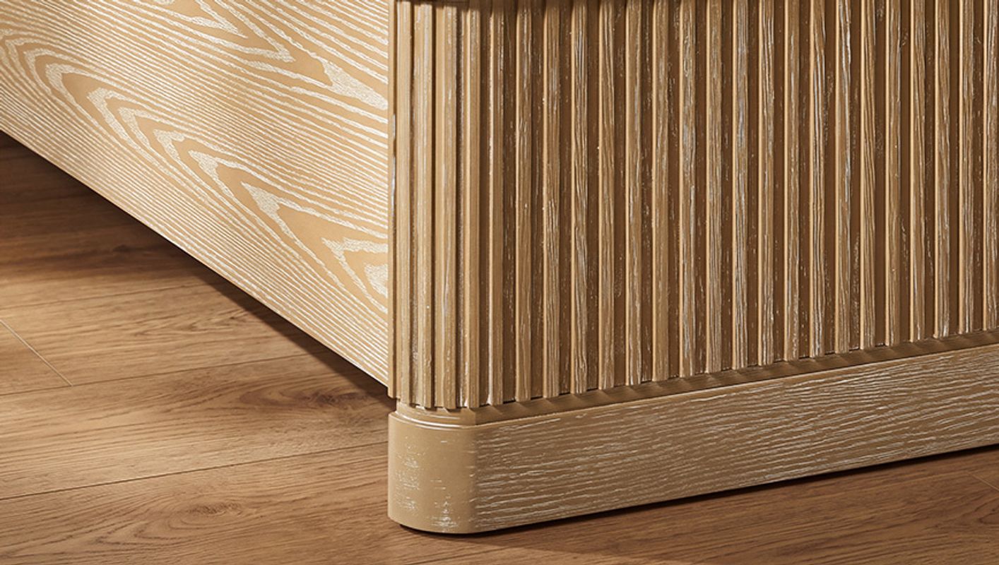 Rounded Footboard Safety Design