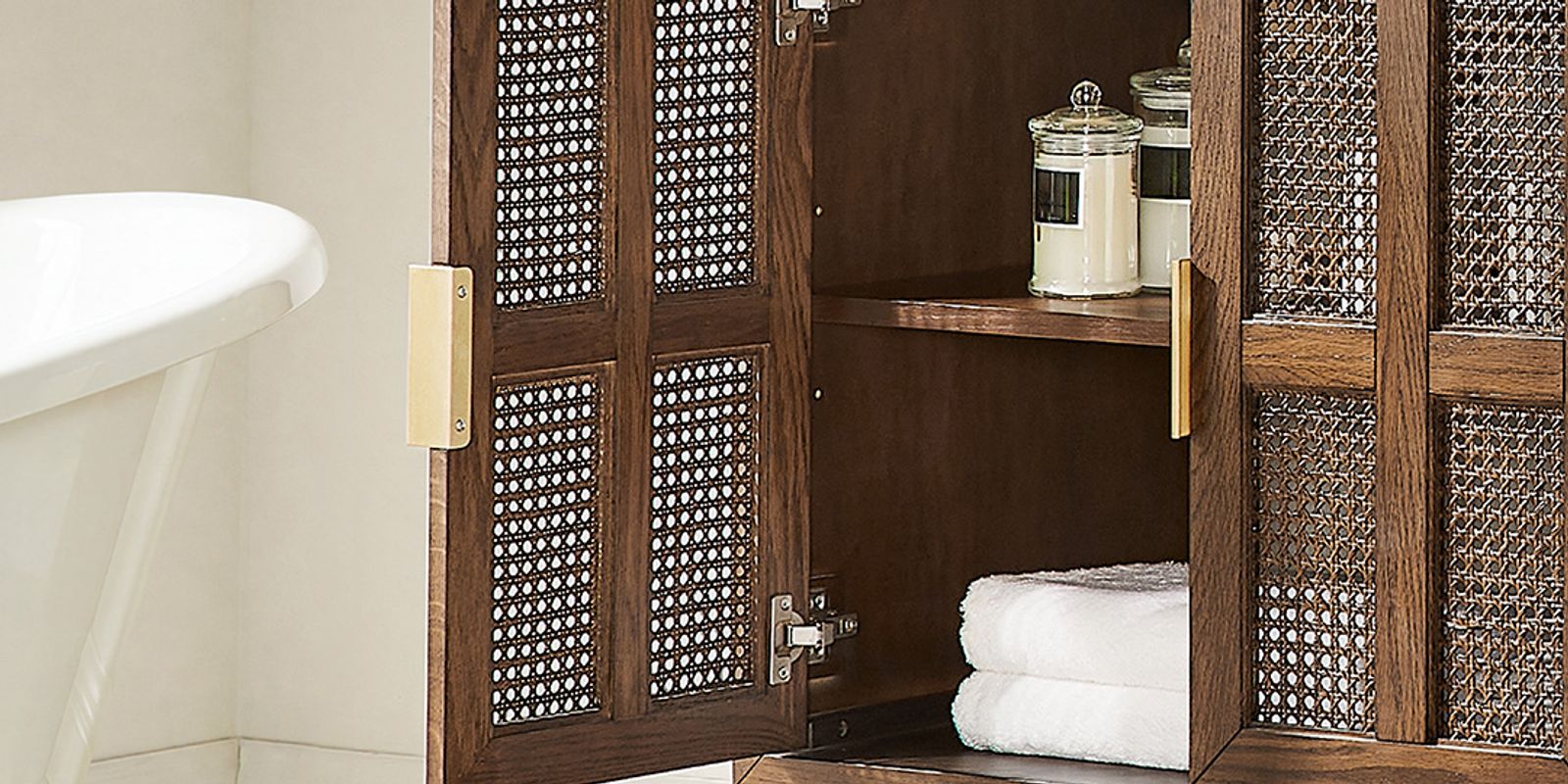  Flexible Storage & Soft-Close Cabinet
