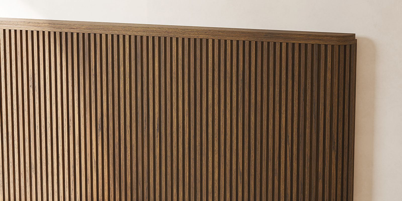 Vertical Detail Without Extra Ornament