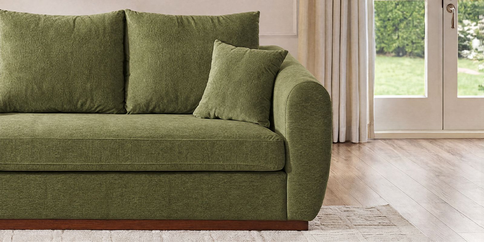 Smooth Rounded Armrests & Elongated Seating