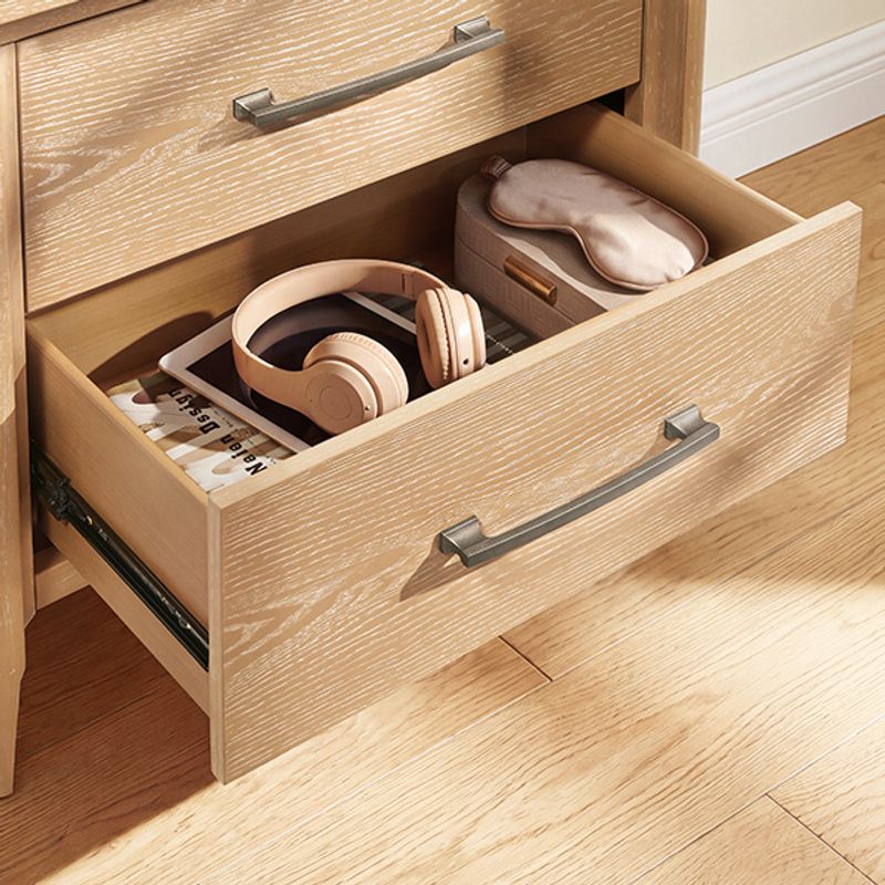 Dovetail and Soft-Close Drawer