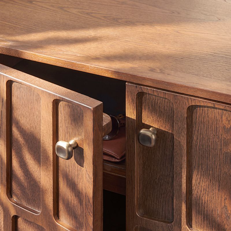 Subtle Metal Handles