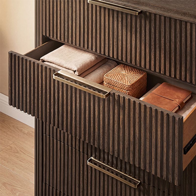 Dovetail and Soft-Close Drawer