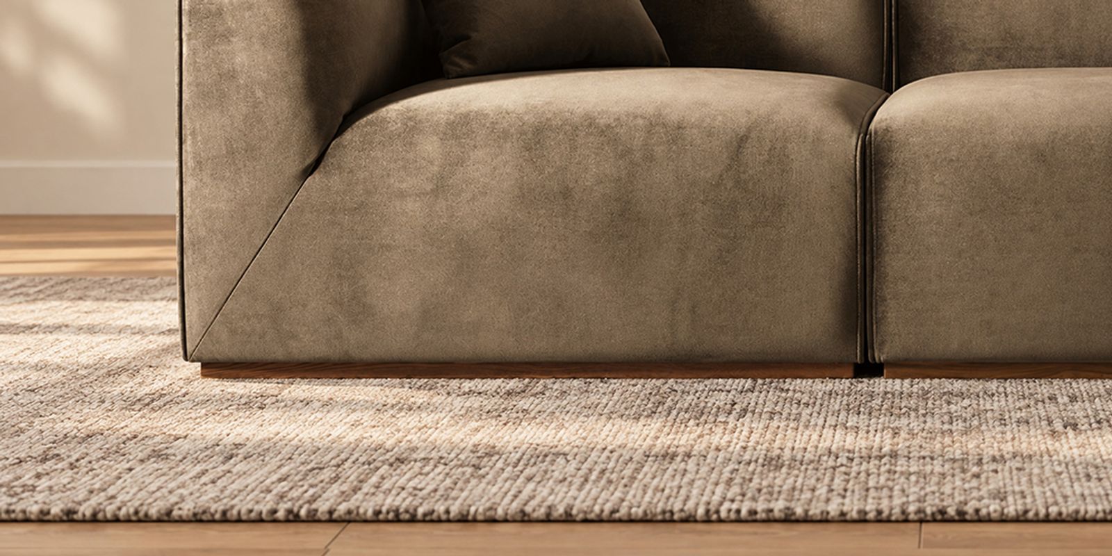 Solid Wood Base & Bouncy Cushions