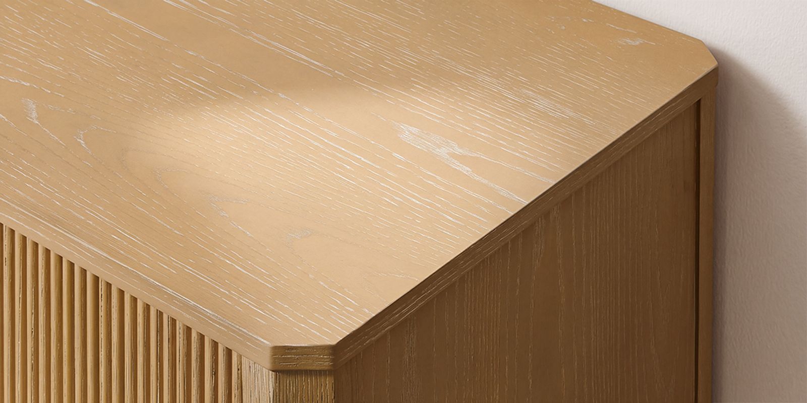 Expressive Wood Grain with Organic Tactility