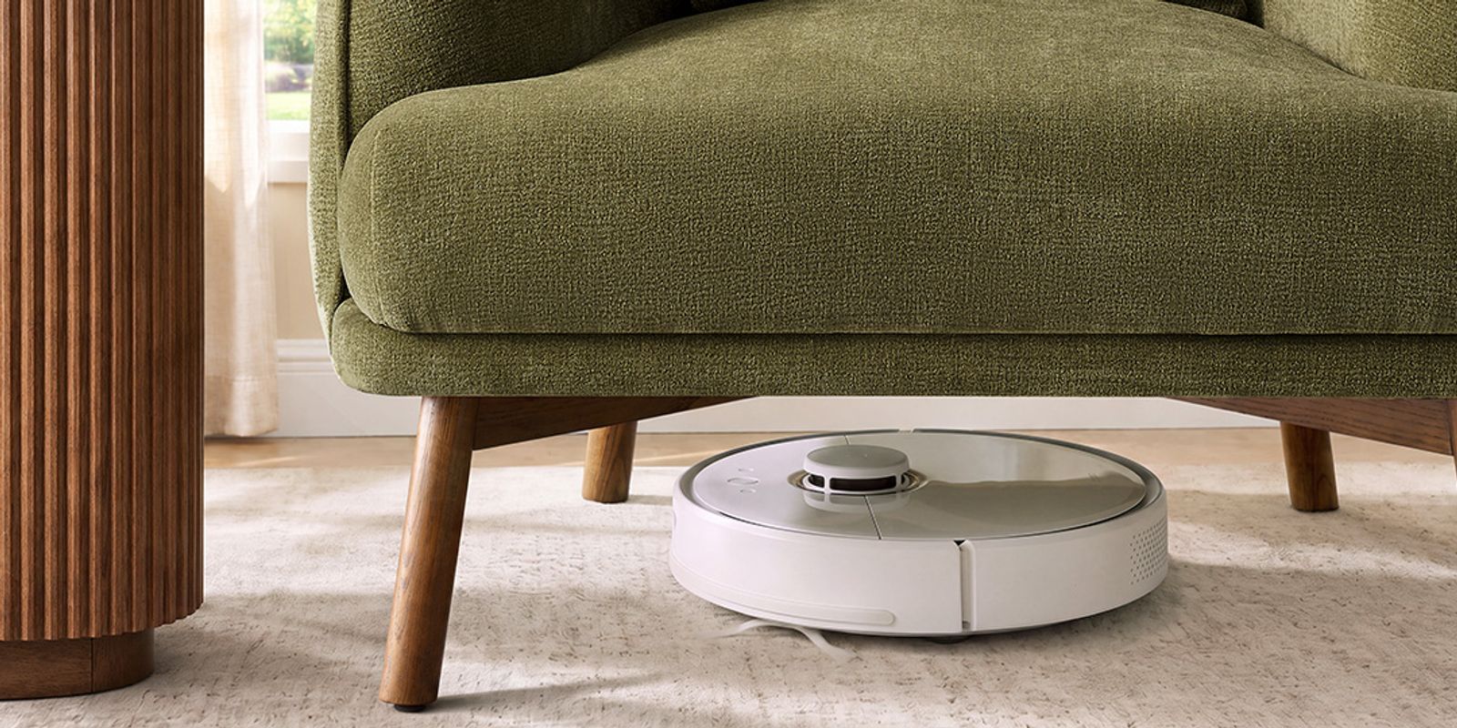 Elevated Base for Robot Vacuum Access