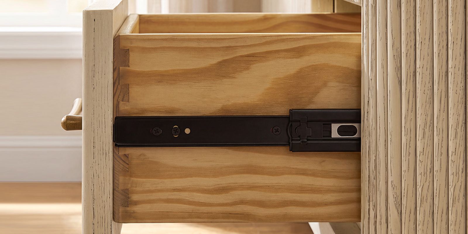 Dovetail and Soft-Close Drawer