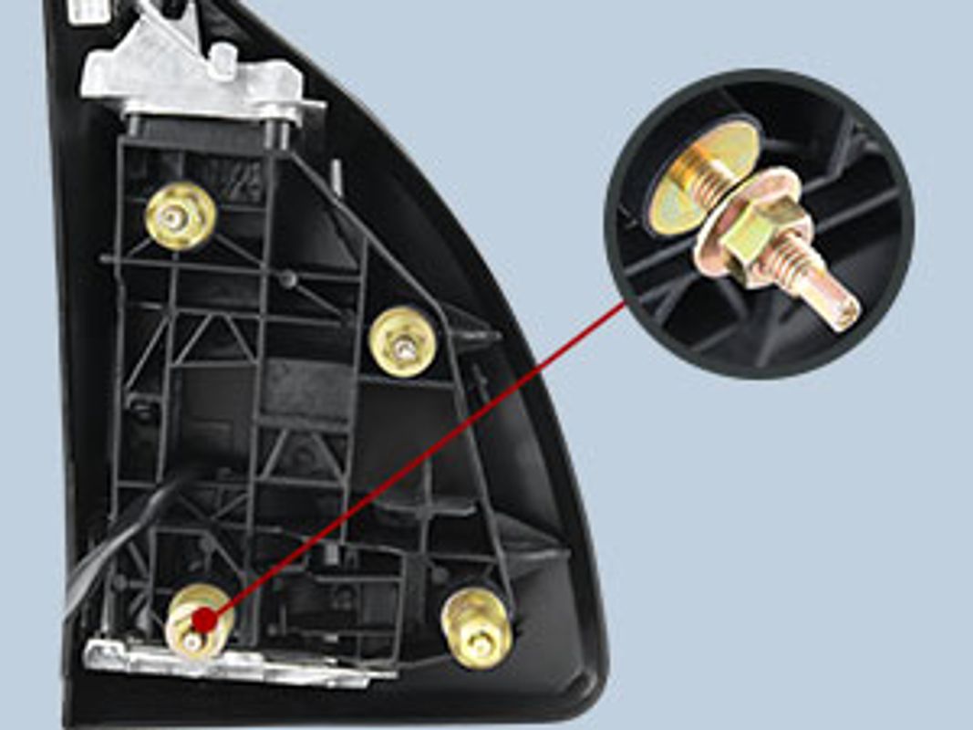 Aluminum Studs Triangle Base