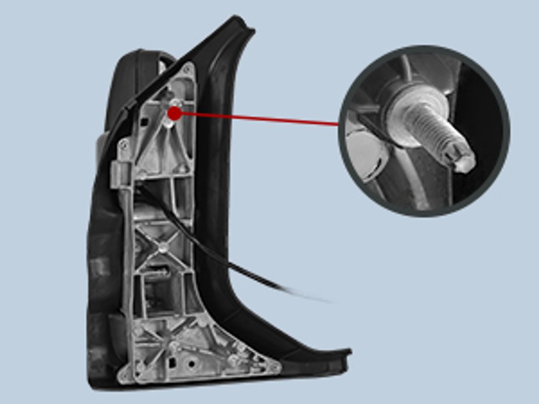 Aluminum studs Triangle Base