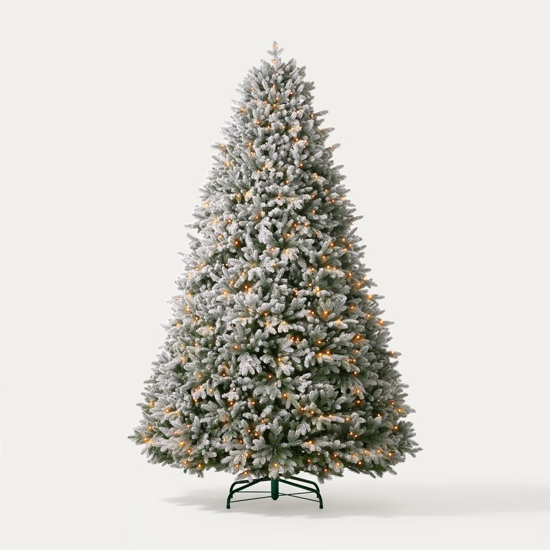 CastGlow 7.5′ Artificial Christmas Tree Full Flocked