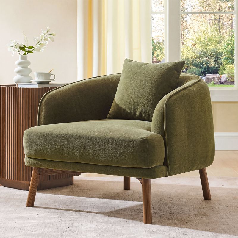 Mellow 33" Accent Chair