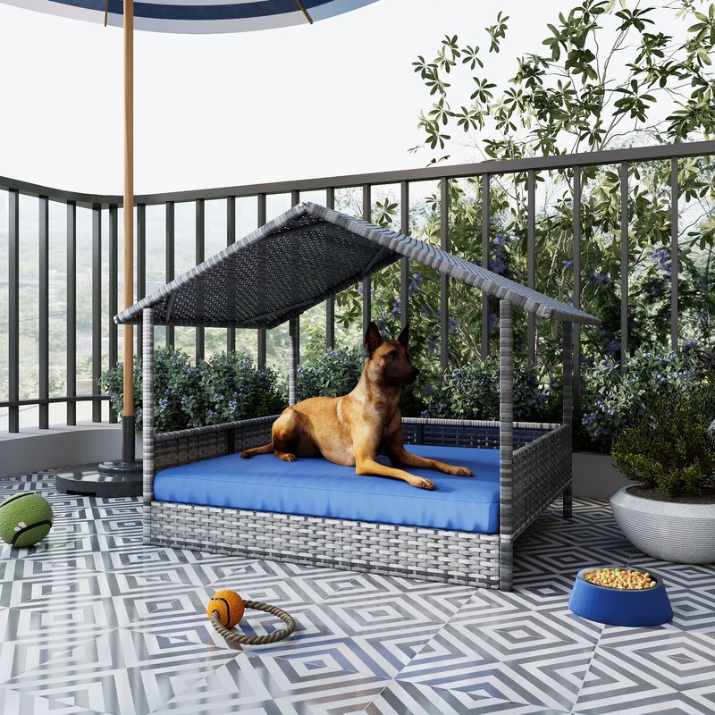 outdoor dog house