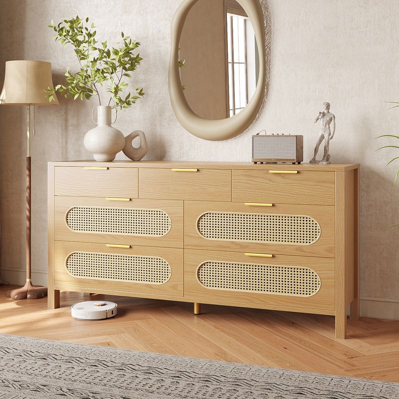 Side view of the 7-drawer dresser