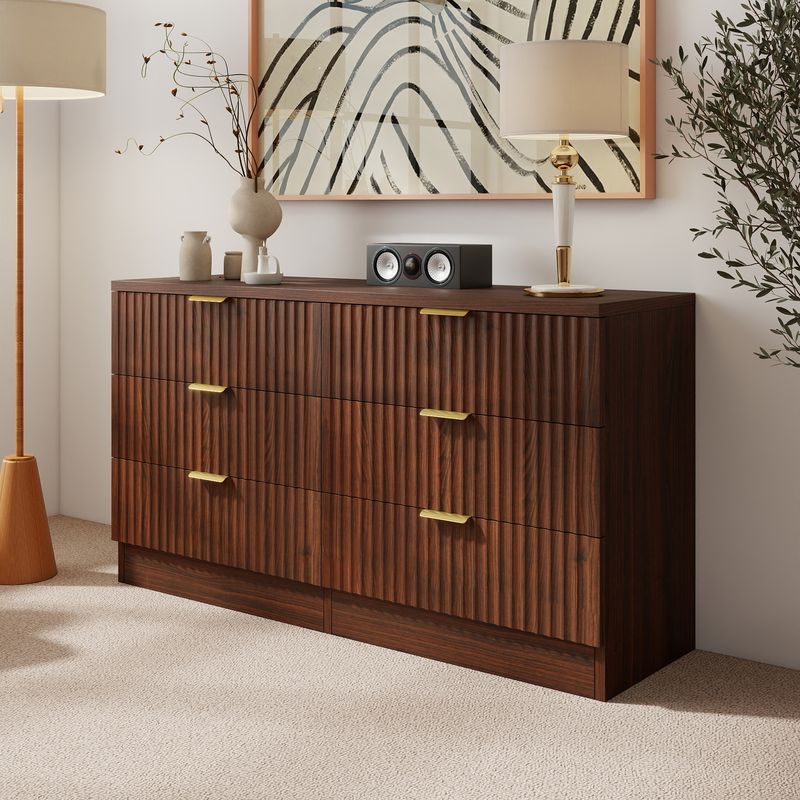 Side view of the 6 drawer bedroom dresser