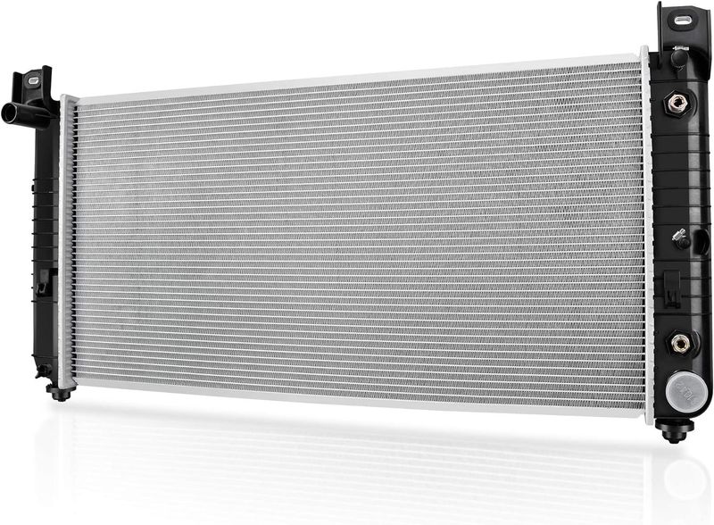 34'' Radiator for Chevy Silverado 1500 GMC Yukon Cadillac Escalade 4.8 5.3L 6.0L