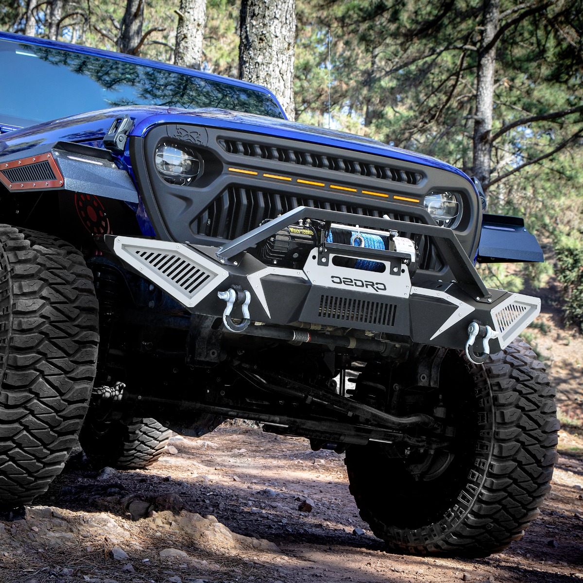 Side view of 2018-2025 Jeep Wrangler JL/2020-2025 Gladiator JT Front Bumper